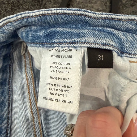 Flying Monkey - Mid-Rise Flare Stretch Jean - 31/32 - Picture 9 of 9